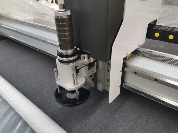 CUCHILLO OSCILANTE 2516 FULL INDUSTRIAL 24/7  (VALOR + IVA) - Imagen 5